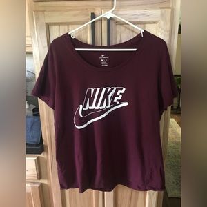 Nike Bubble Letter T-shirt XL Maroon
